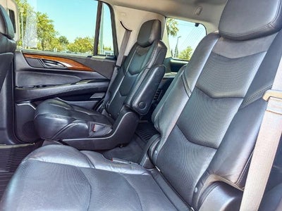 2020 Cadillac Escalade Luxury