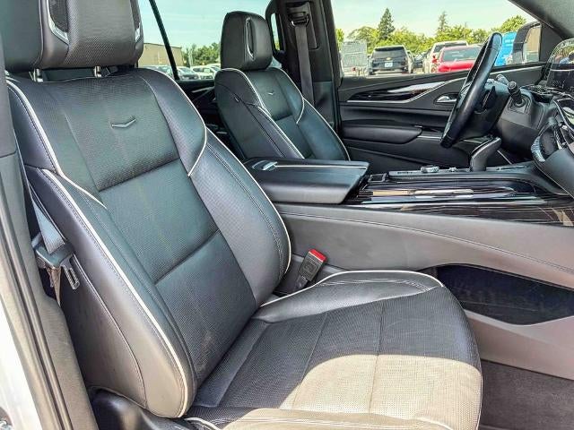 2022 Cadillac Escalade Sport