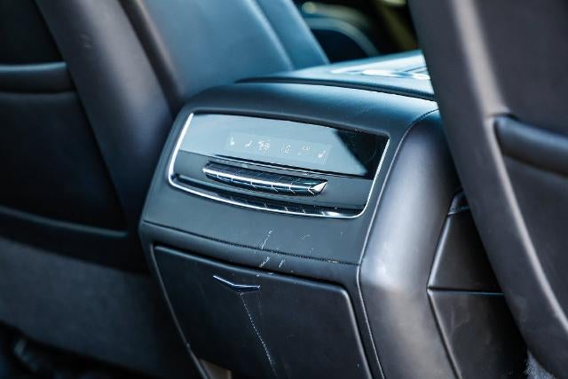 2023 Cadillac Escalade 4WD Sport Platinum