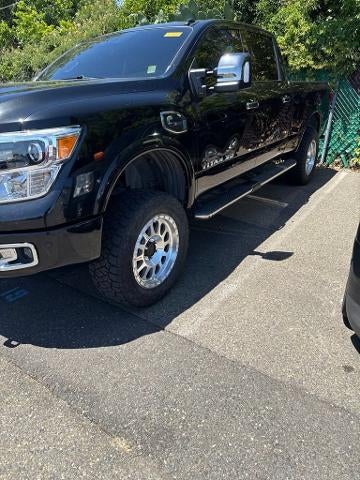 2017 Nissan TITAN XD Platinum Reserve Diesel
