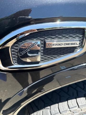 2017 Nissan TITAN XD Platinum Reserve Diesel