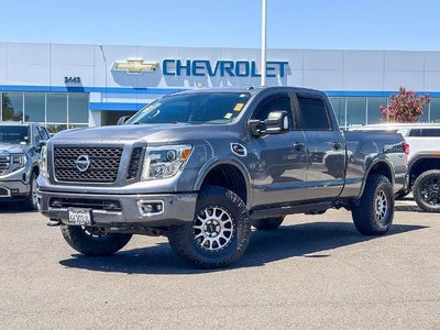 2019 Nissan TITAN XD PRO-4X Diesel