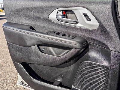 2025 Chrysler Pacifica Hybrid Premium S Appearance Pkg