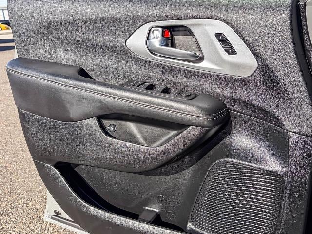 2025 Chrysler Pacifica Hybrid Premium S Appearance Pkg