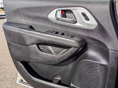 2025 Chrysler Pacifica Hybrid Premium S Appearance Pkg