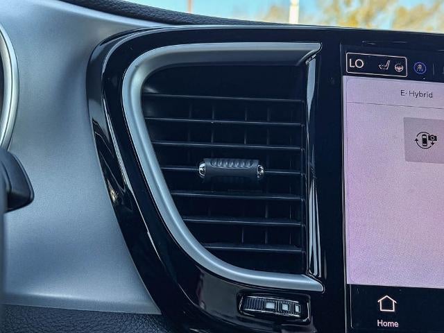 2025 Chrysler Pacifica Hybrid Premium S Appearance Pkg