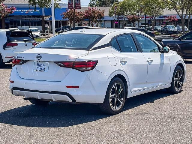 2024 Nissan Sentra SV Xtronic CVT