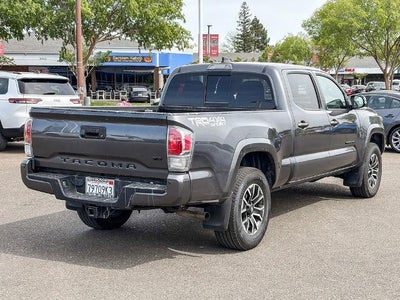 2022 Toyota Tacoma 4WD SR5