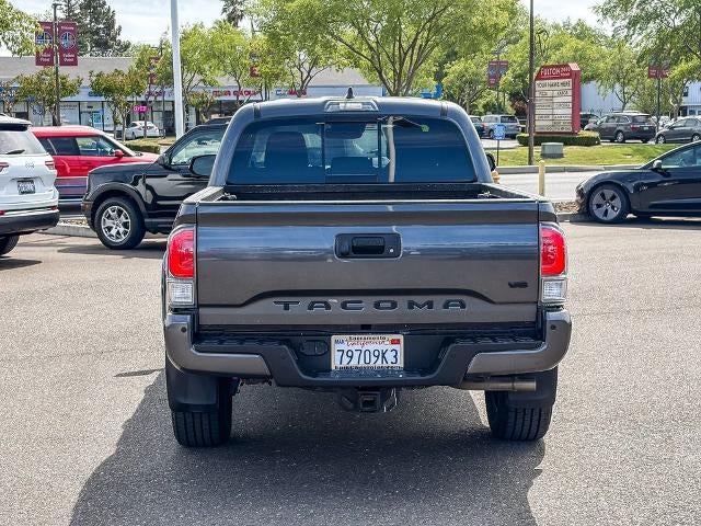 2022 Toyota Tacoma 4WD SR5