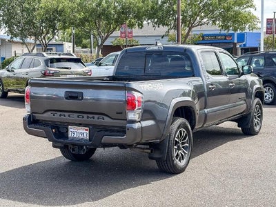 2022 Toyota Tacoma 4WD SR5
