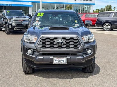 2022 Toyota Tacoma 4WD SR5