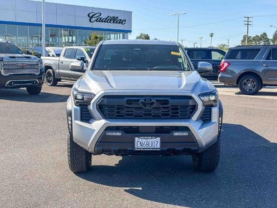 2026 Toyota Tacoma 4WD SR5