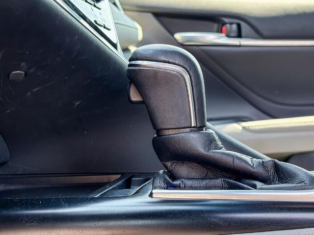 2018 Toyota Camry Hybrid LE