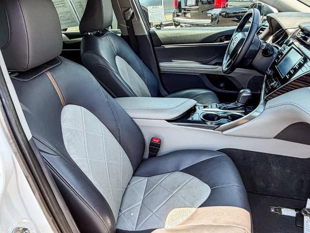2018 Toyota Camry Hybrid LE