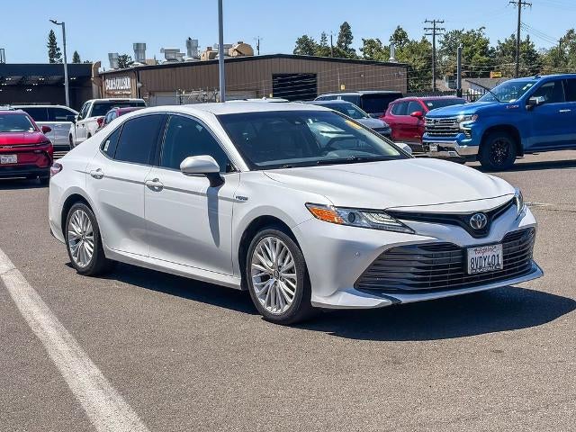 2018 Toyota Camry Hybrid LE
