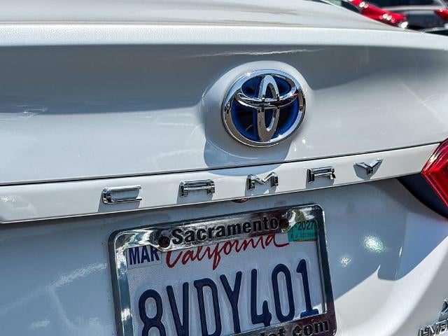 2018 Toyota Camry Hybrid LE