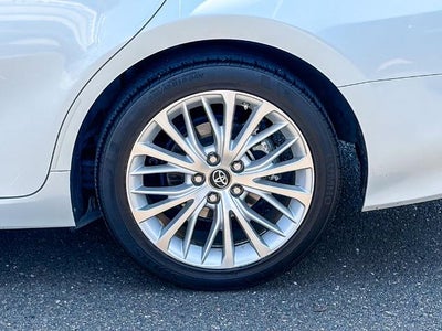 2018 Toyota Camry Hybrid LE