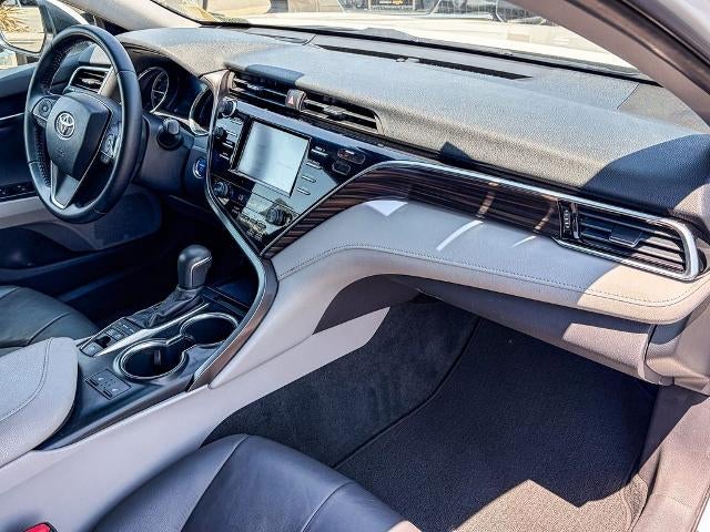 2018 Toyota Camry Hybrid LE