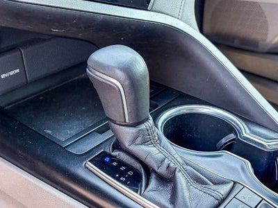 2018 Toyota Camry Hybrid LE