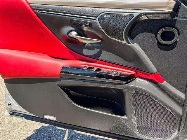 2023 Lexus ES 350 F SPORT Handling