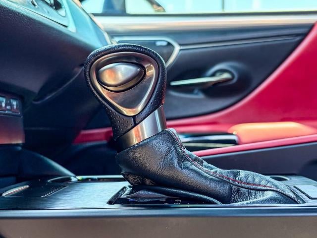 2023 Lexus ES 350 F SPORT Handling