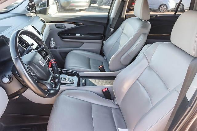 2019 Honda Pilot Touring 8-Passenger