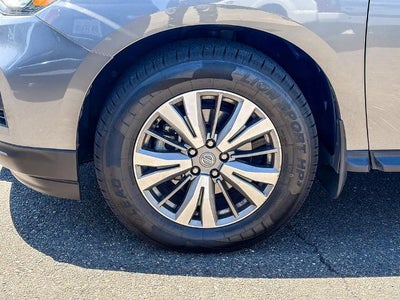 2020 Nissan Pathfinder S 2WD