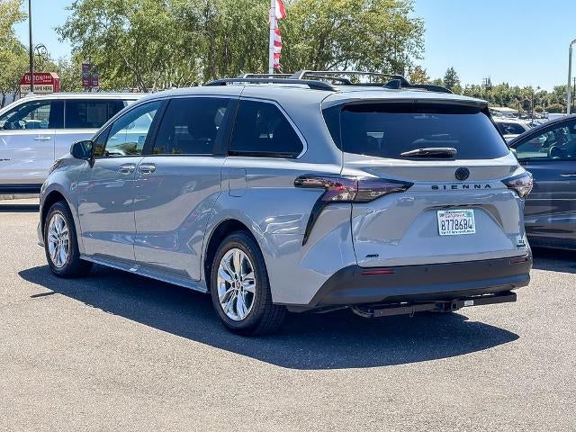 2023 Toyota Sienna Woodland Edition