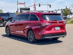 2025 Toyota Sienna Platinum