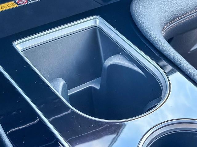 2025 Toyota Sienna Platinum