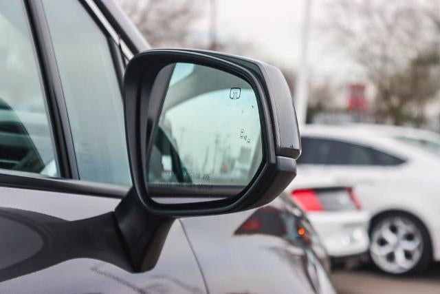 2023 Toyota Sienna LE