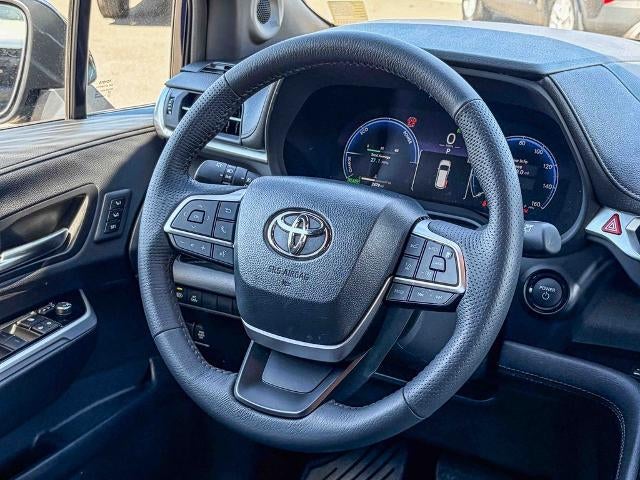 2025 Toyota Sienna Limited