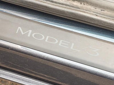 2022 Tesla Model 3 Long Range Dual Motor All-Wheel Drive