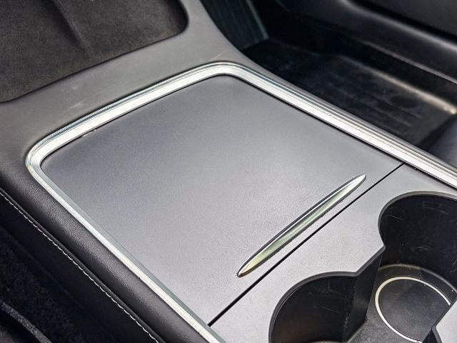 2022 Tesla Model 3 Long Range Dual Motor All-Wheel Drive