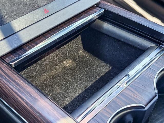 2023 Tesla Model X Base