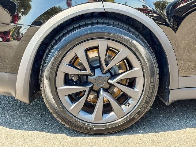 2023 Tesla Model X Base