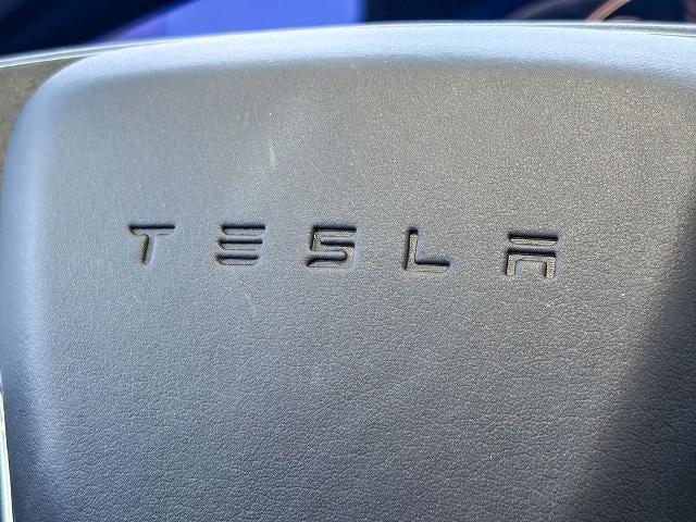 2023 Tesla Model X Base