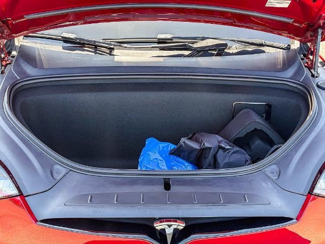 2023 Tesla Model X Base