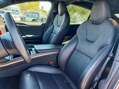 2023 Tesla Model X Base