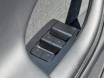 2023 Tesla Model X Base
