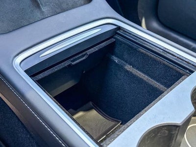 2023 Tesla Model Y Base