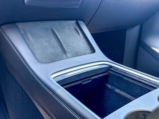 2023 Tesla Model Y Base
