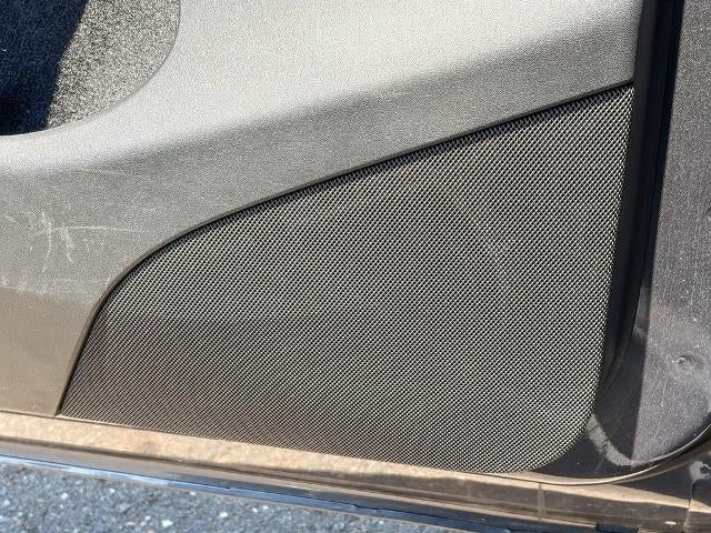 2023 Tesla Model Y Base