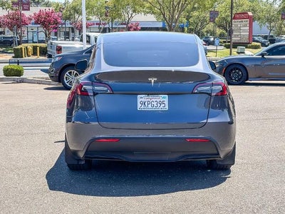 2023 Tesla Model Y Base