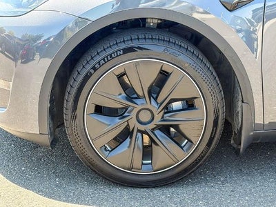 2023 Tesla Model Y Base