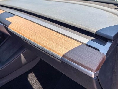 2023 Tesla Model Y Base