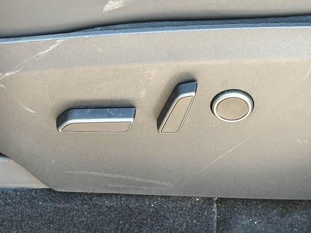 2023 Tesla Model Y Base