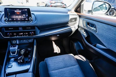 2023 Nissan Rogue SV FWD