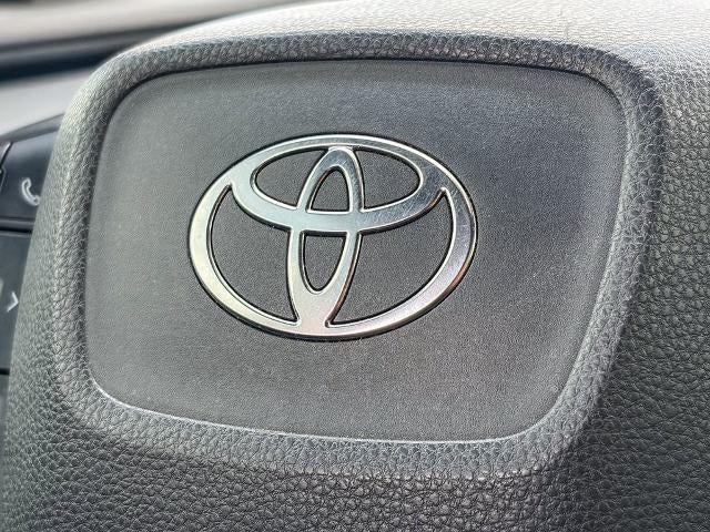 2023 Toyota Prius LE
