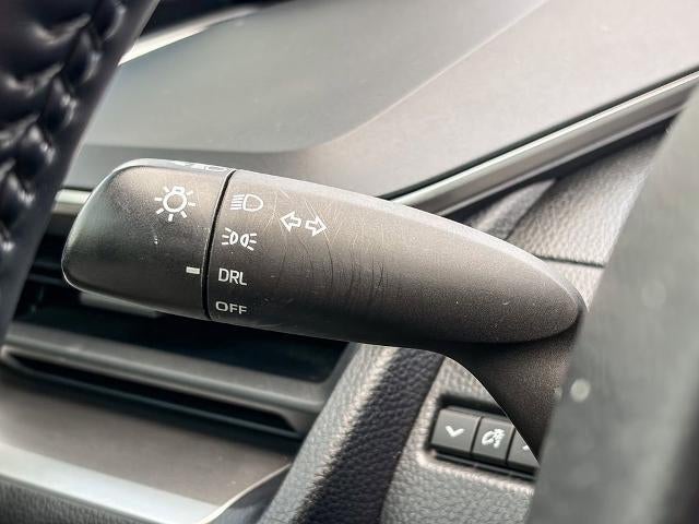 2023 Toyota Prius LE